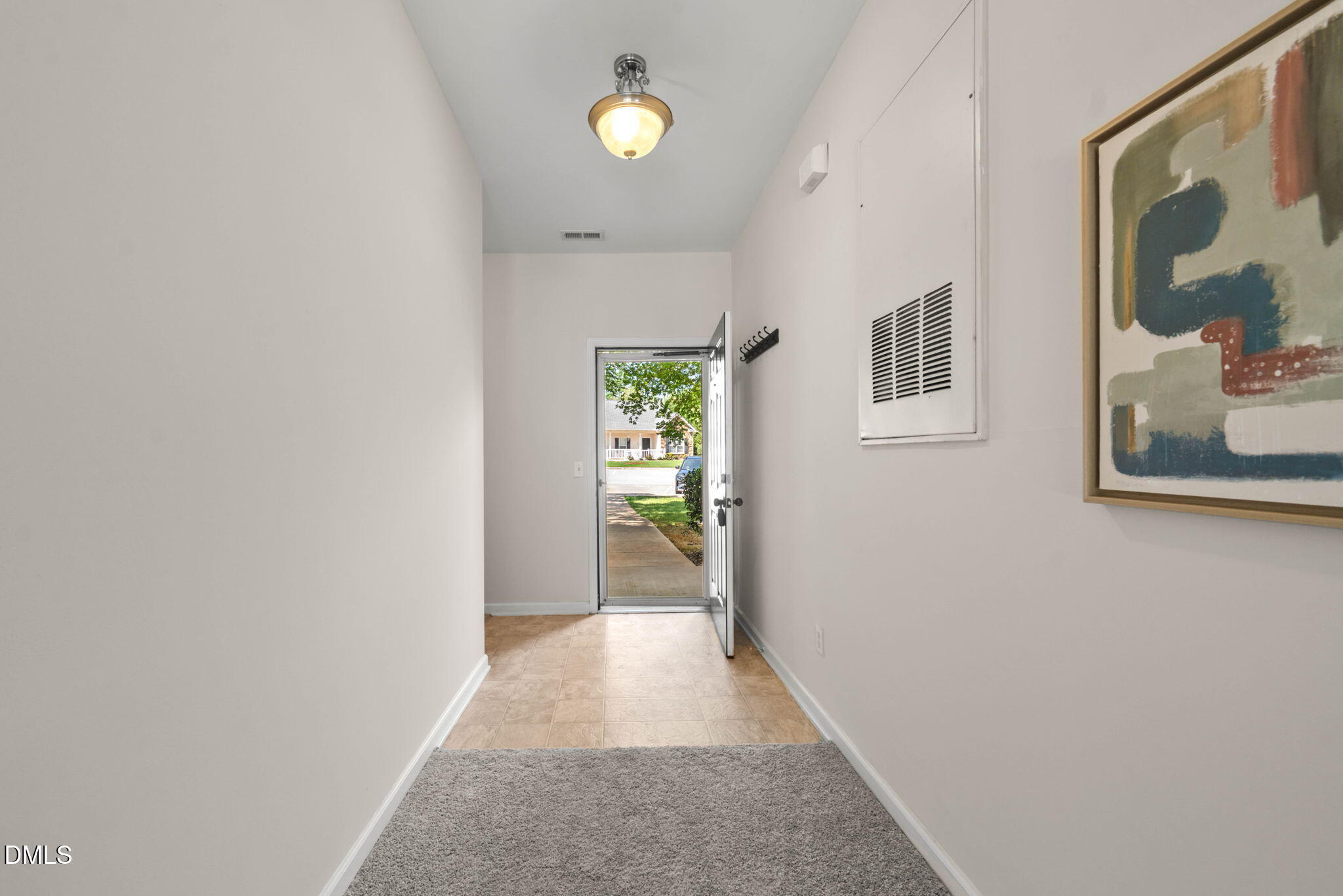 1012 Linen Drive