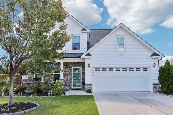 98 KINGSLY DR, CLAYTON, NC 27527 - Image ee1977df803ec006db8a94b3b7fa556e/4002679141