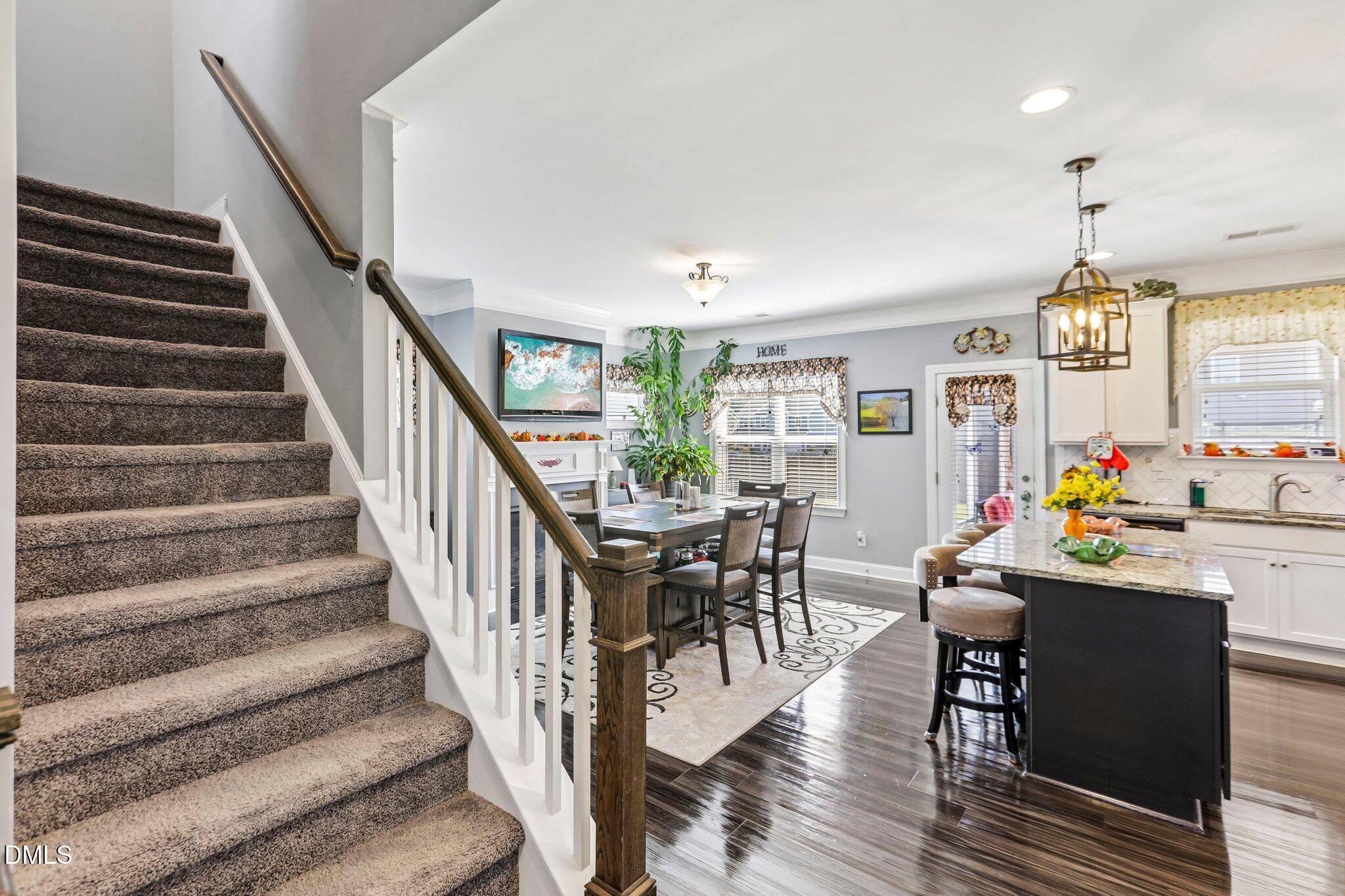 98 Kingsly Drive