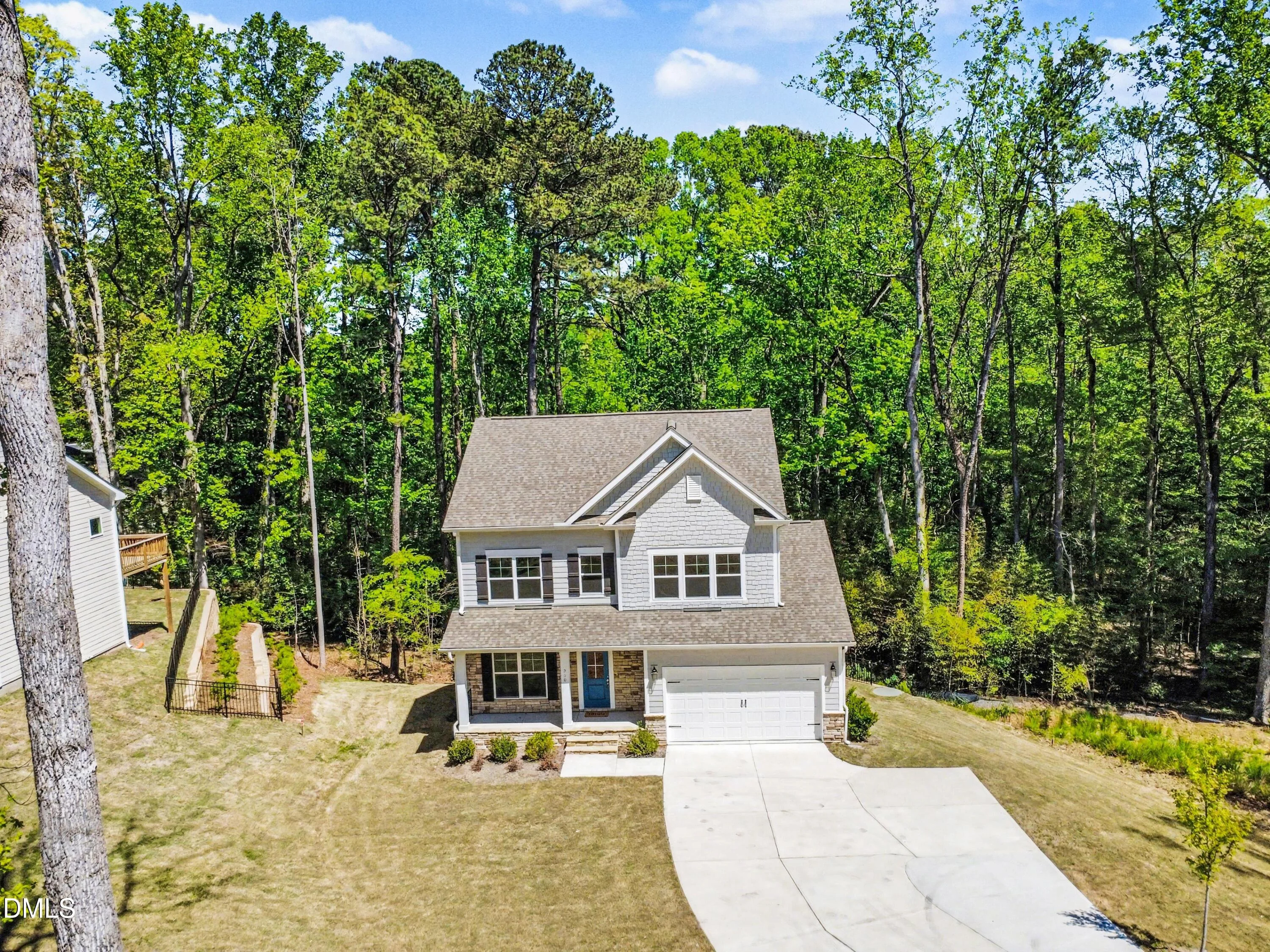 900 SW Maynard Road