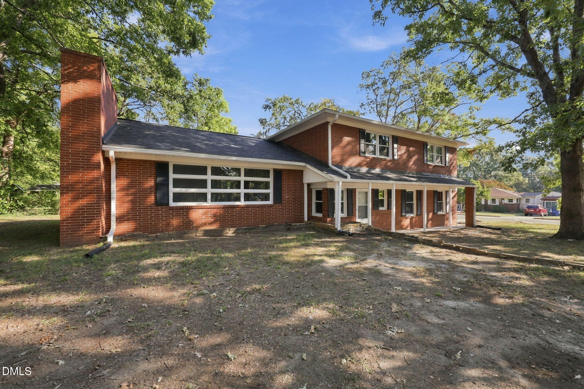 532 Oakwood Lane