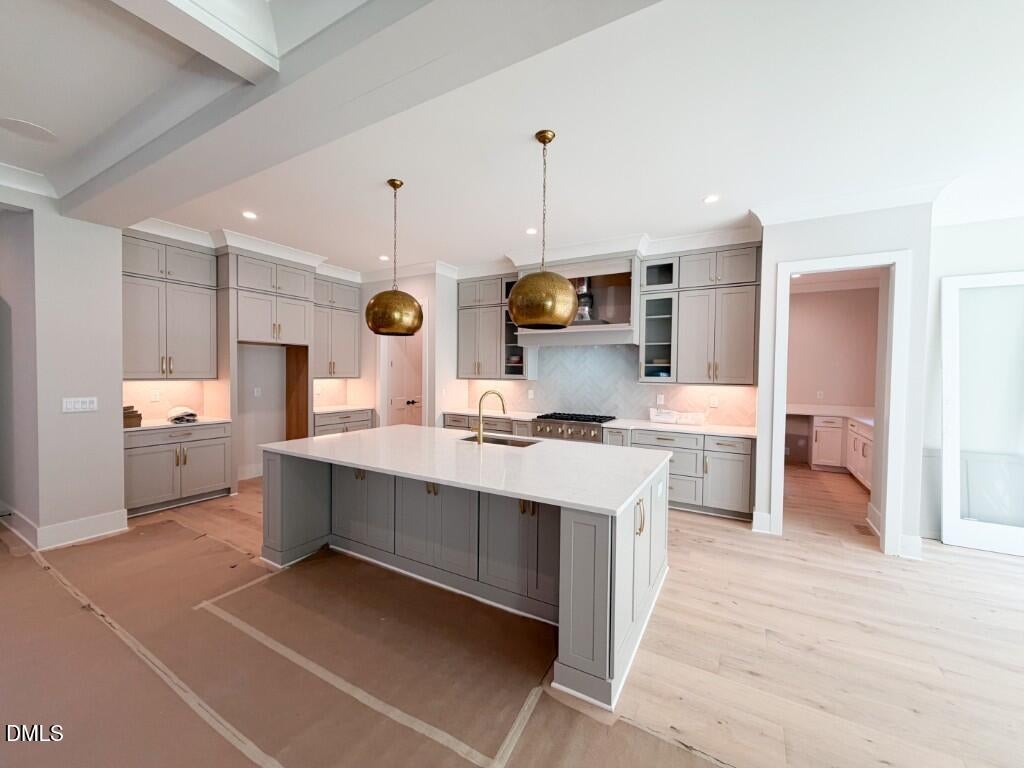 317 Black Caviar Way
