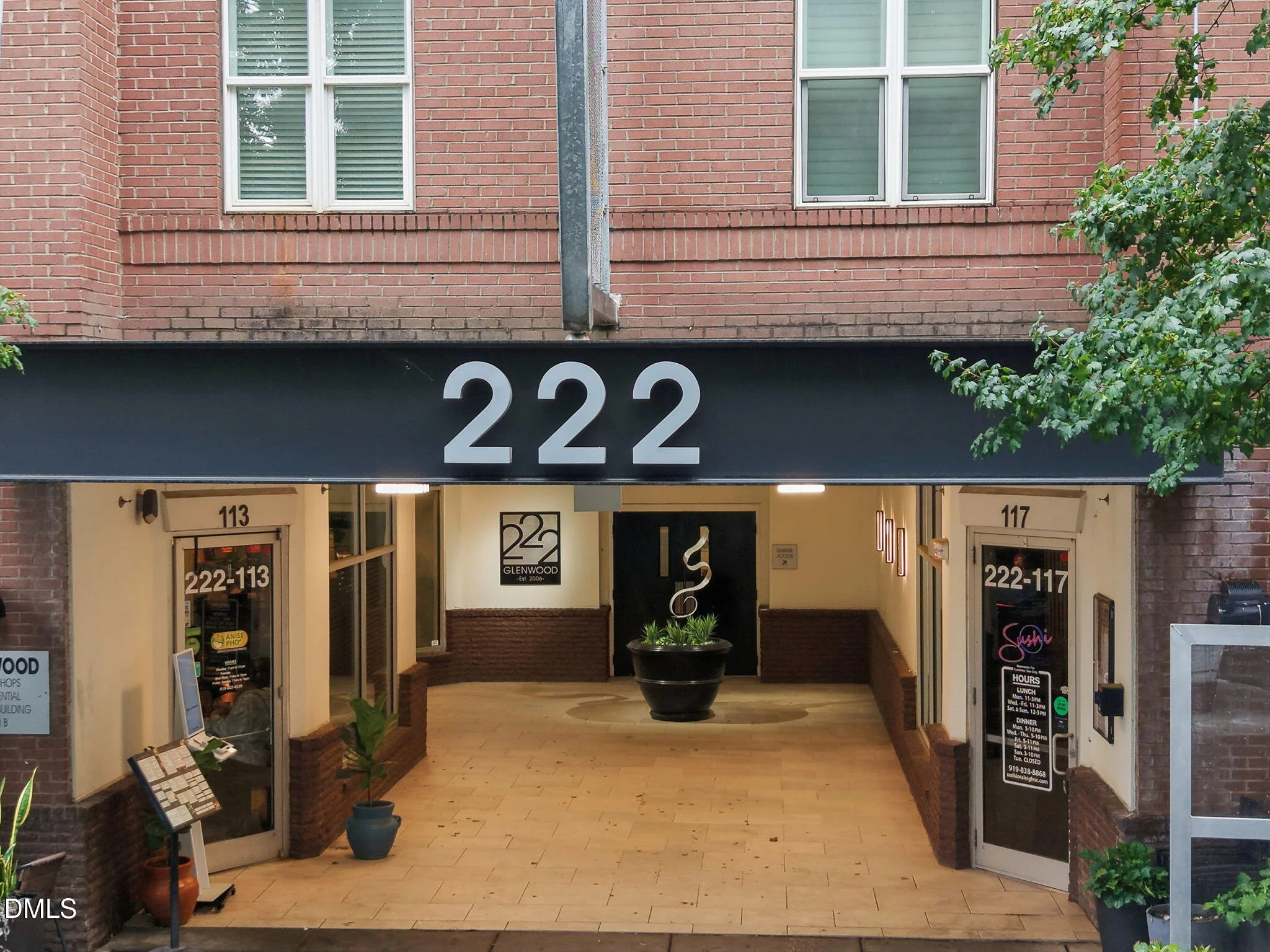 222 Glenwood Avenue Unit 501