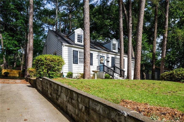 108 CRESCENT AVE, FAYETTEVILLE, NC 28305 - Image eeb3bf6afbe045bab74564d9a8638361/1173078294