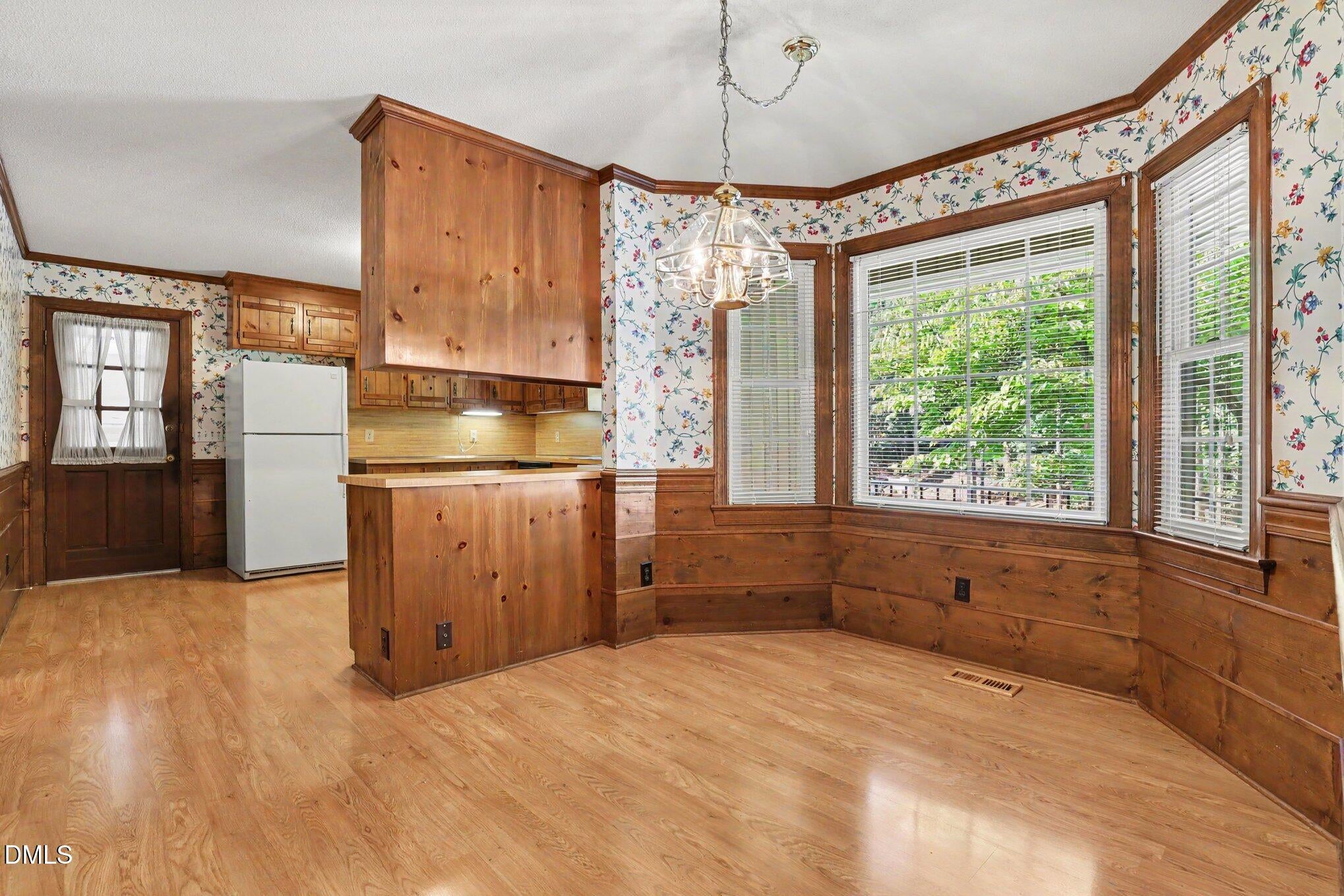 6400 Dresden Lane