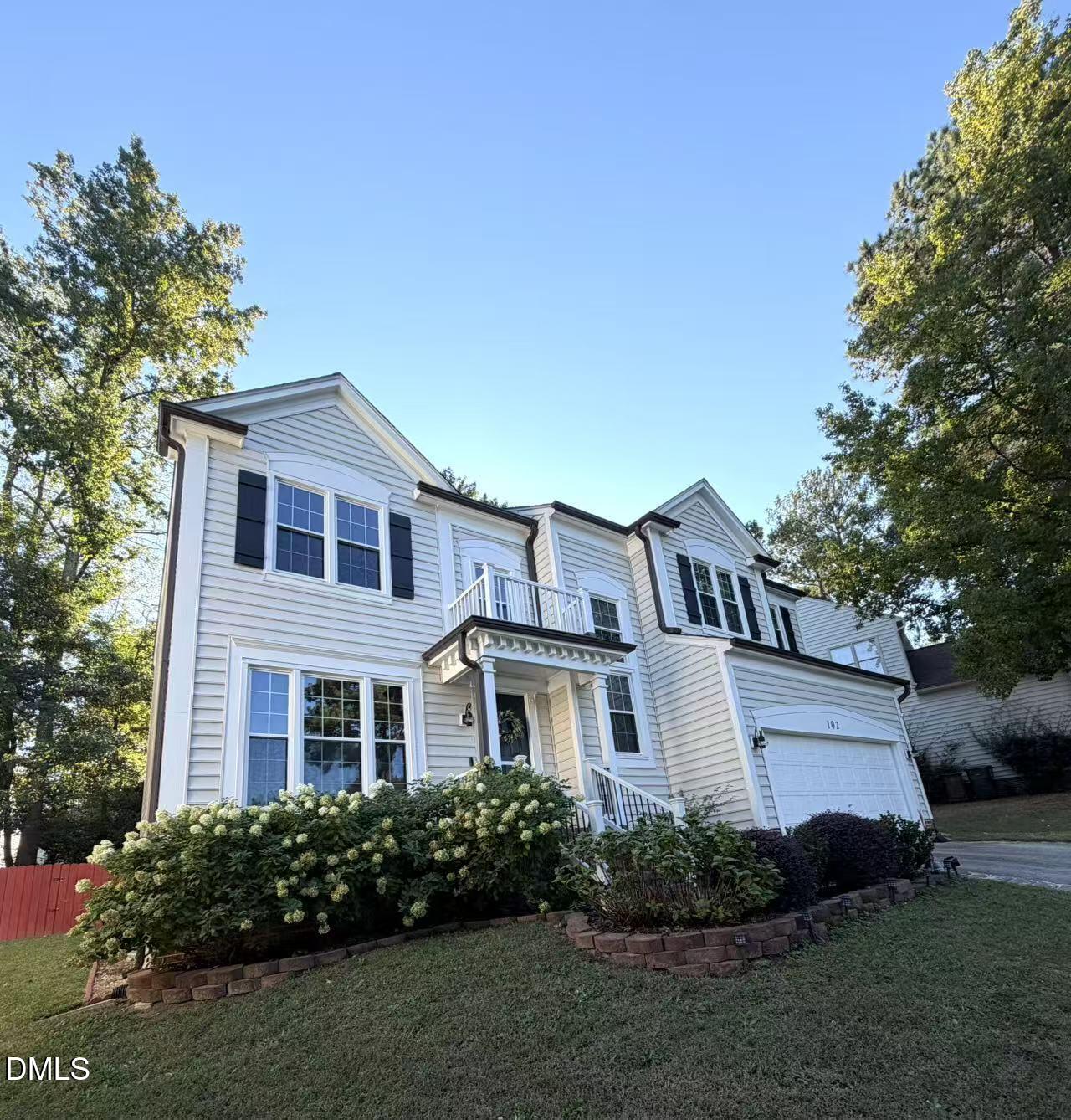 102 Pellinore Court