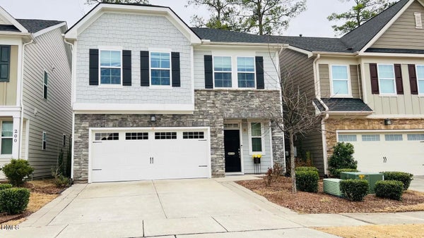132 CONCORDIA WOODS DR, MORRISVILLE, NC 27560 - Image eed8cc9adefb40b6dac1dd5347a0b432/1317791121