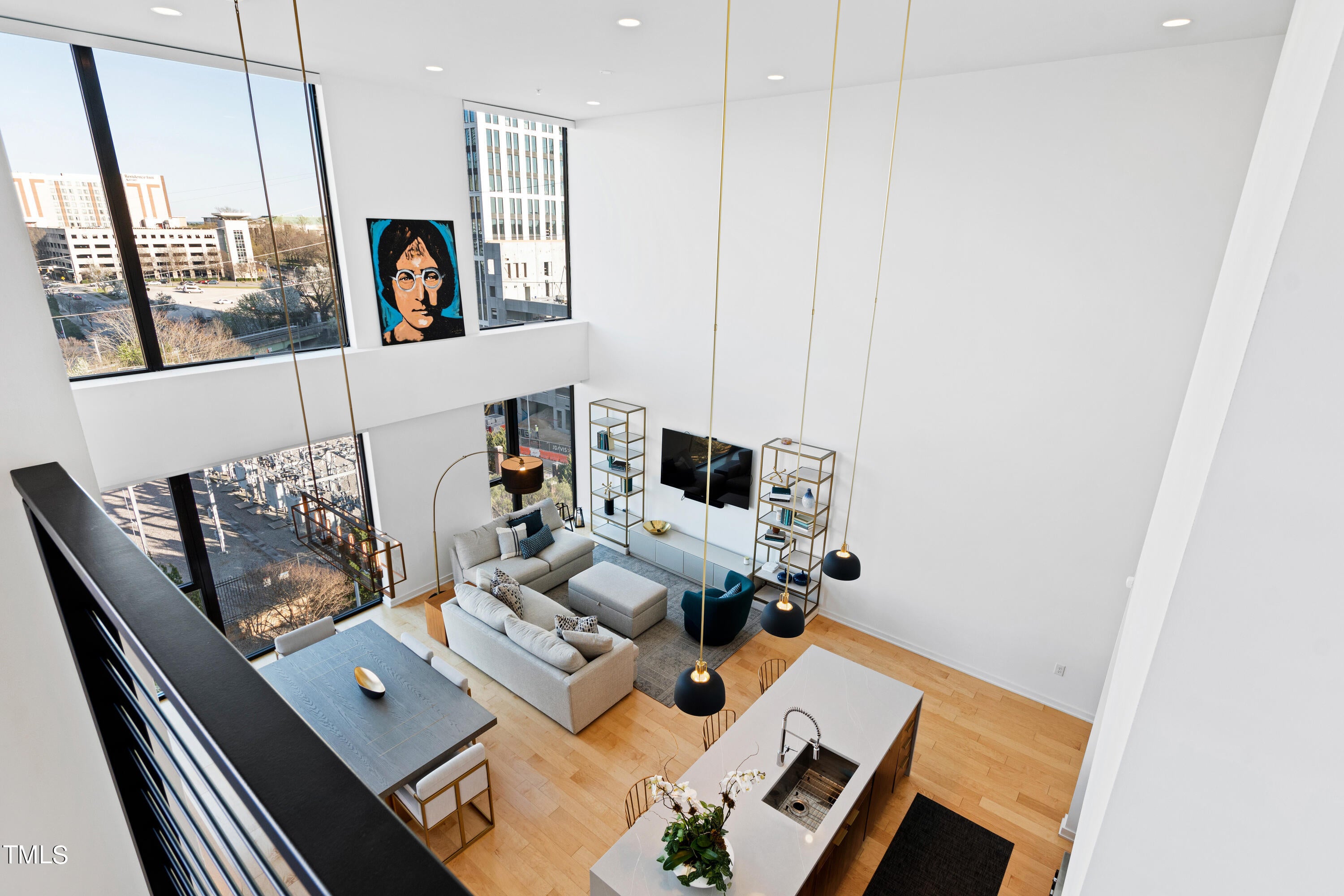 523 S West Street 504
