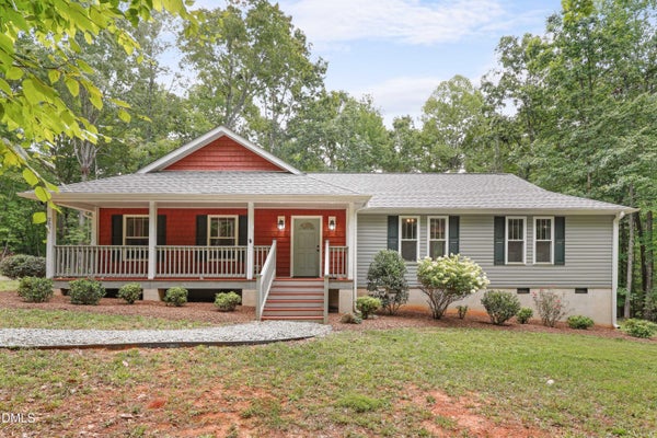 2621 VINCA LN, MEBANE, NC 27302 - Image ef316d30e19da05a861c6c3aafefeb64/3015156189