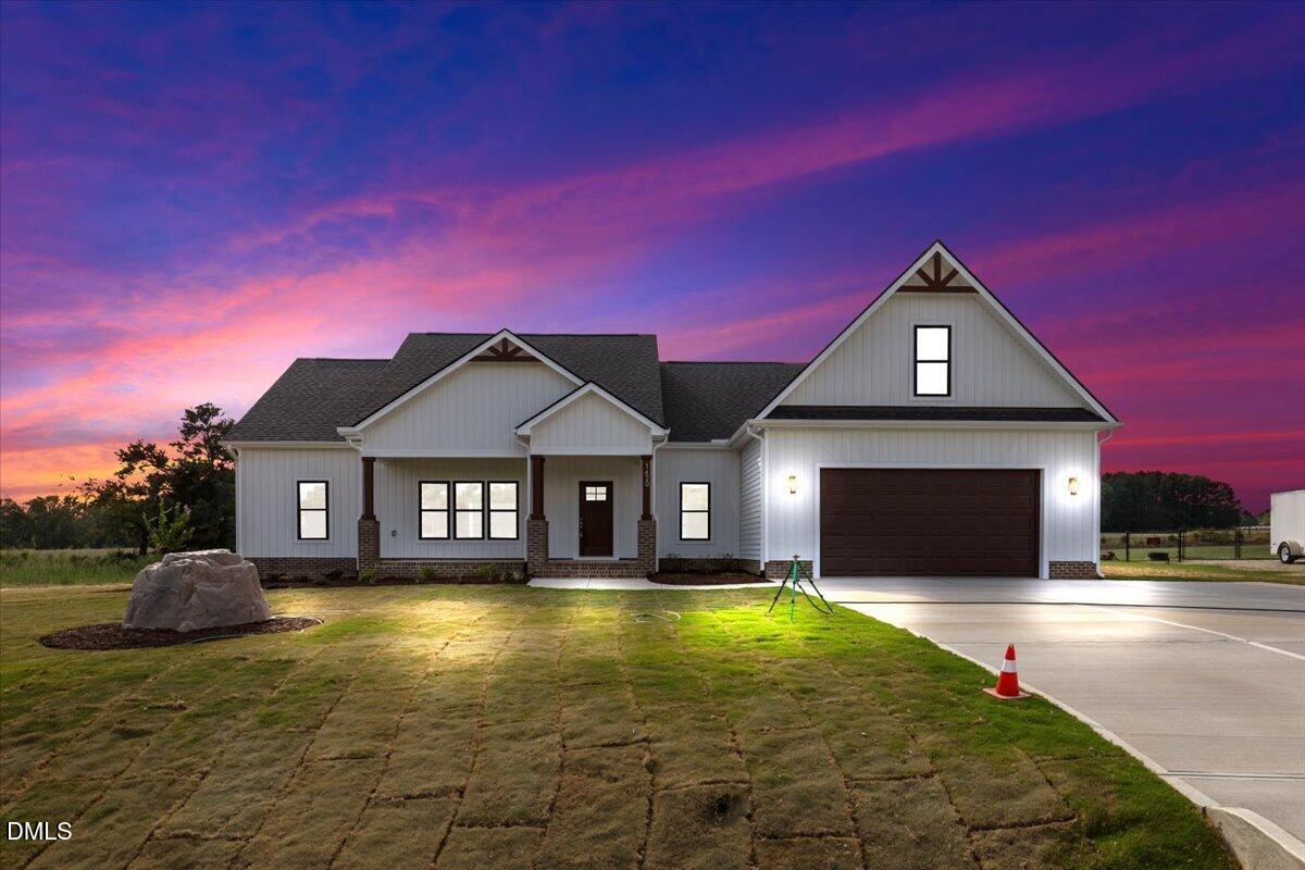 1420 Scarlet Oak Road