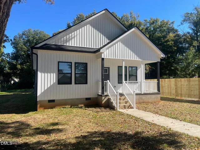 1010 Maple Avenue, photo 2 of 25