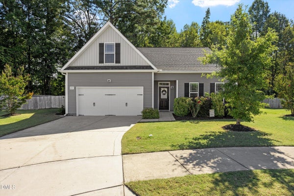 295 FAIRVIEW ST, CLAYTON, NC 27520 - Image f03baa30ef3d04651b7e12481c6e8090/729277046