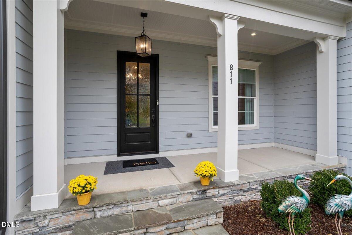 811 Laurelwood Drive