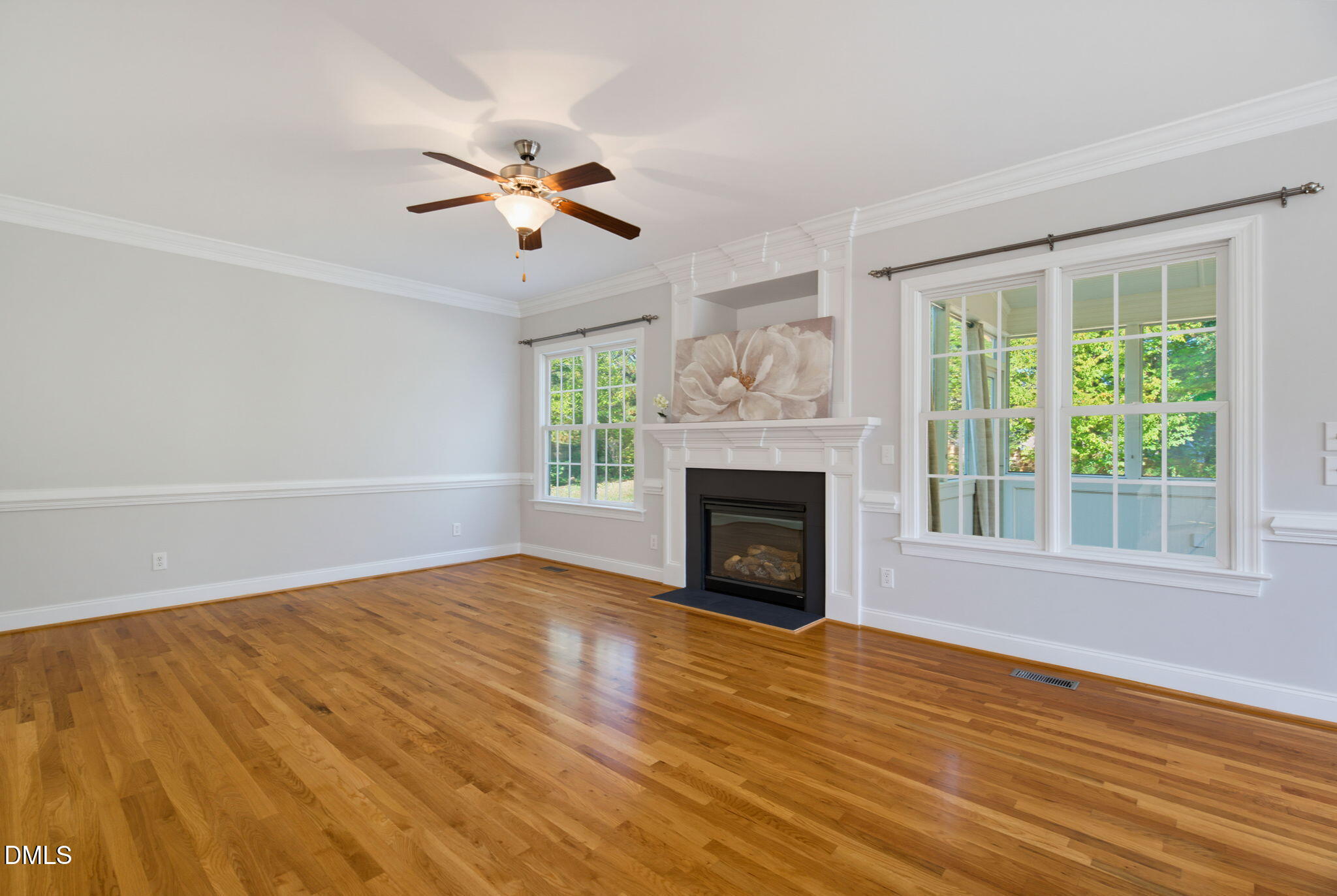 15 Breezewood Court