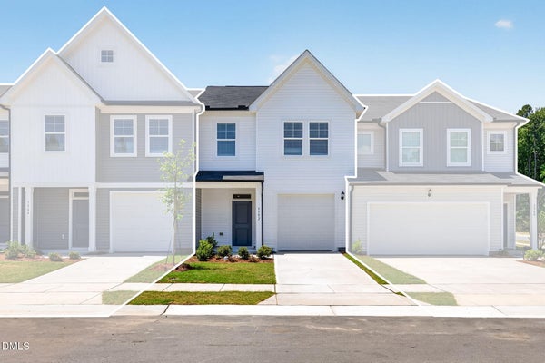 3316 BAILEY LAKE DR, FUQUAY VARINA, NC 27526 - Image f0ac0b0795f0f78ff1ce1a2f1357f97a/3255304151