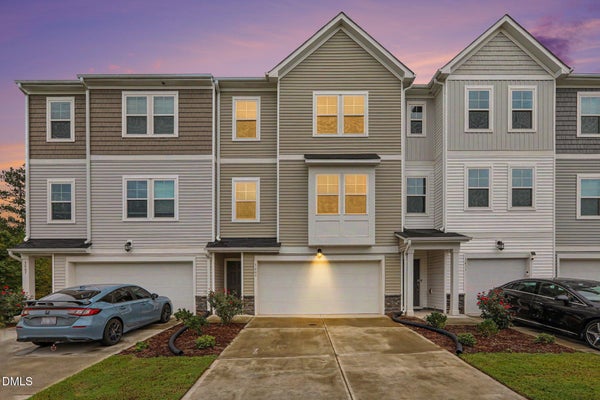 3009 CASTLE LOCH LN, DURHAM, NC 27703 - Image f0bc7362498f33a152e8787f1f87c0f4/3010716299