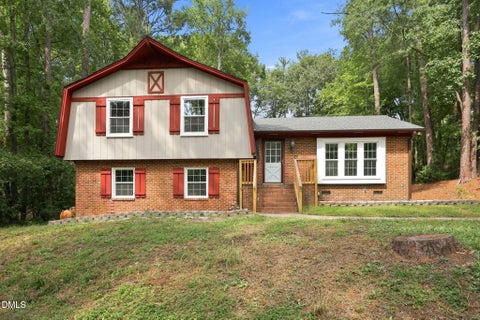 Photo of 507 Sussex Avenue, Sanford, NC 27330 (MLS # 10191902)