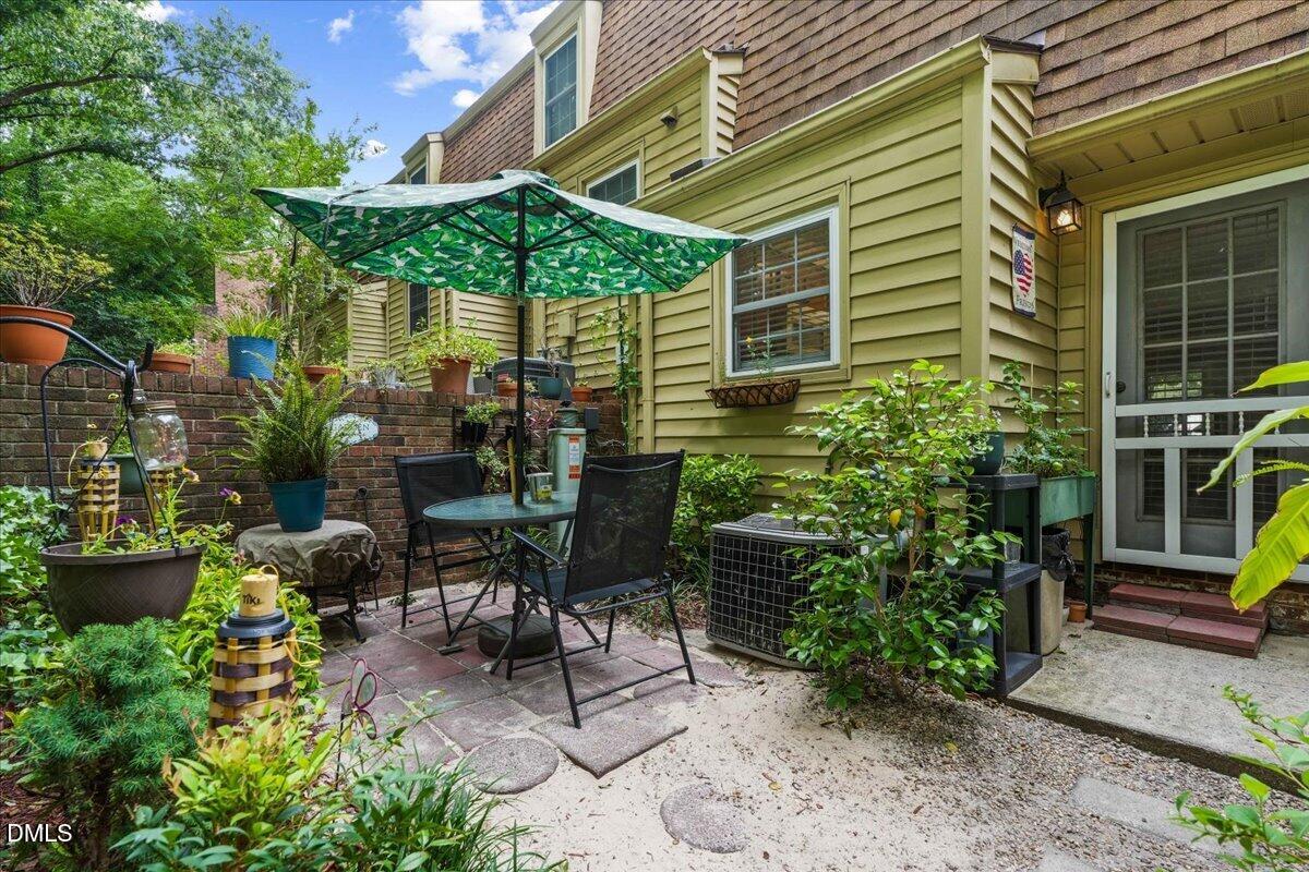 4700 Blue Bird Court B