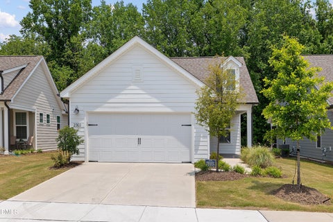 Photo of 2301 Flycatcher Lane, Fuquay Varina, NC 27526 (MLS # 10173330)
