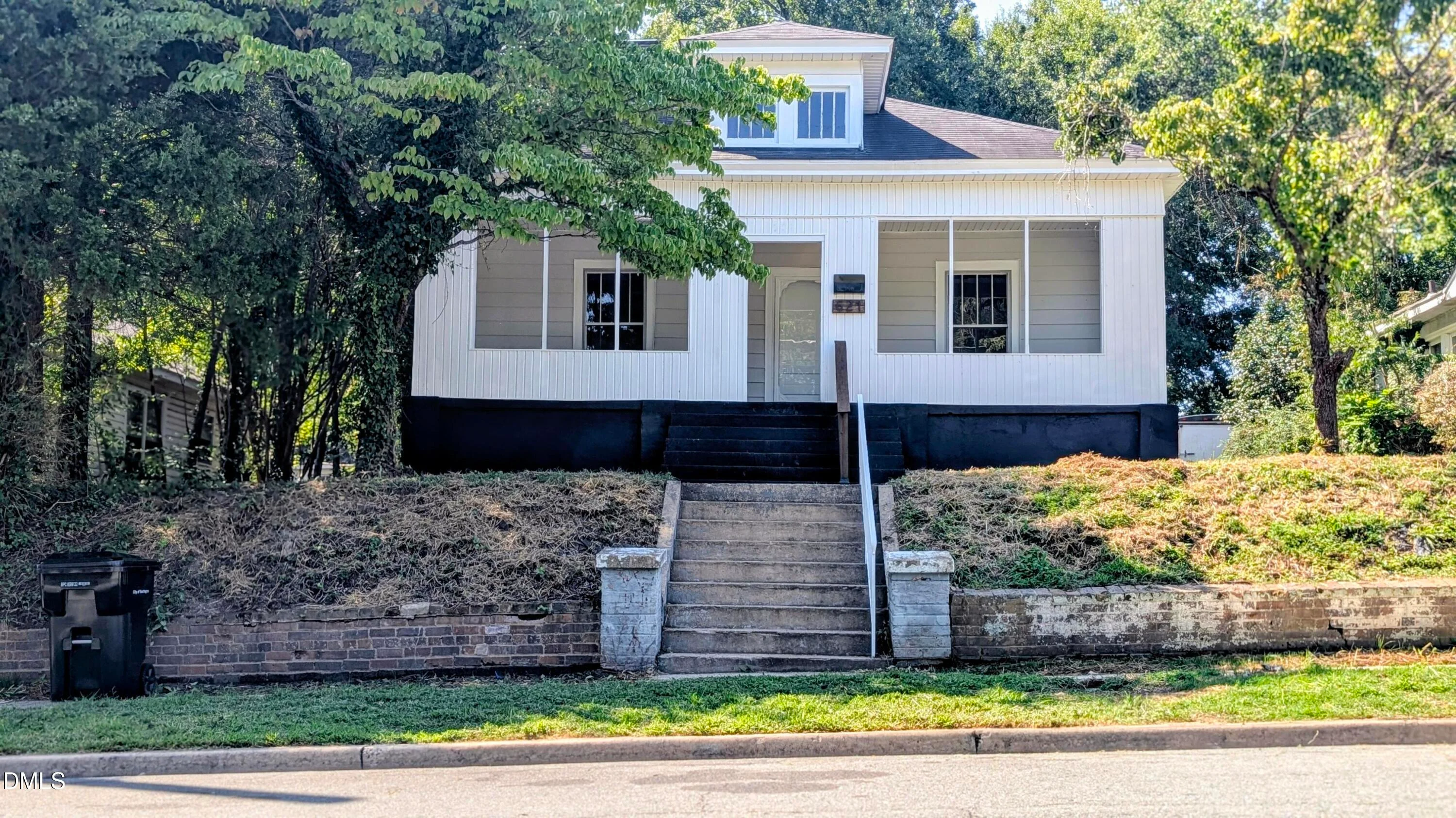 621 Harris Street