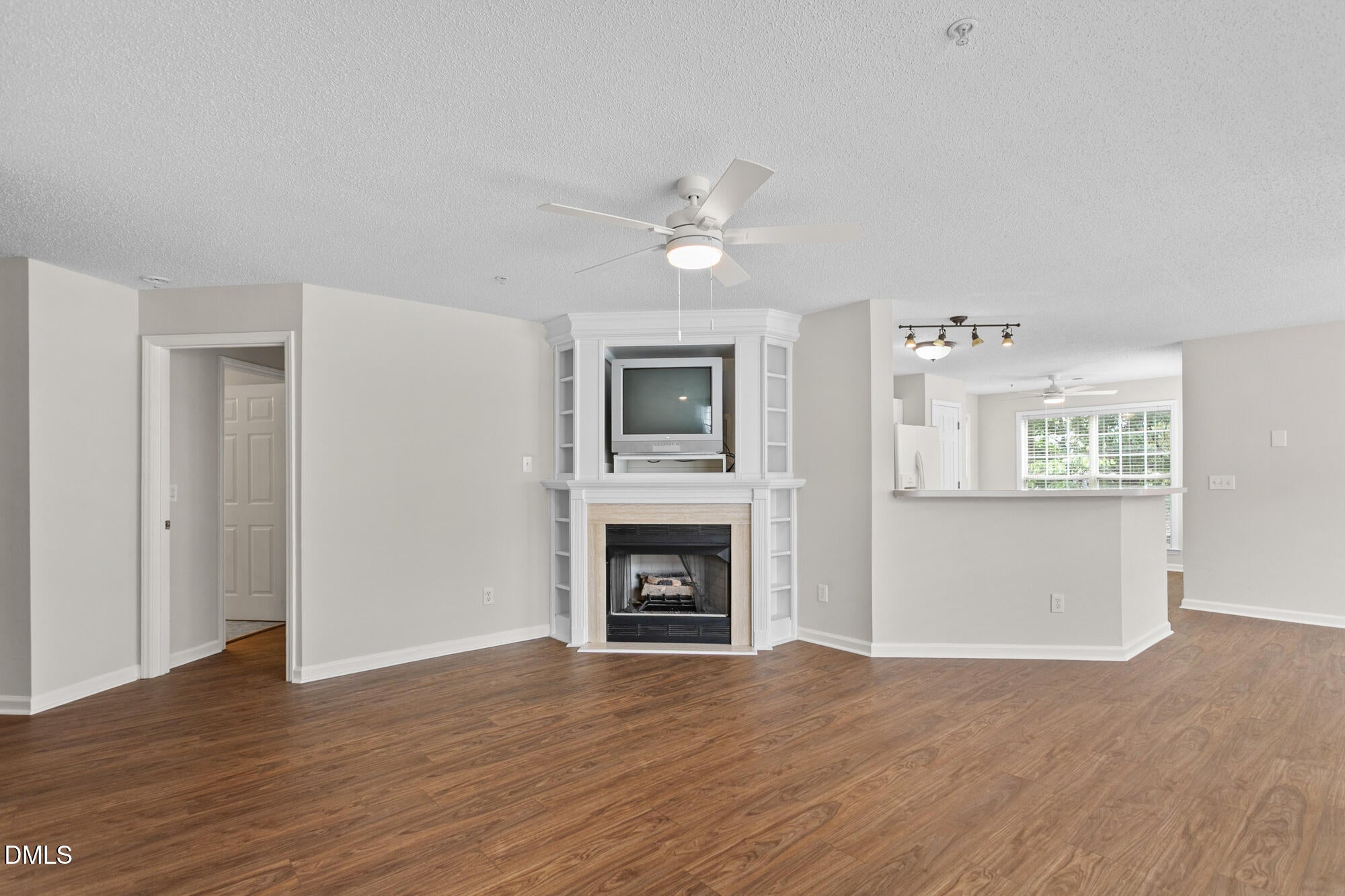 2219 Delaney Drive # 214