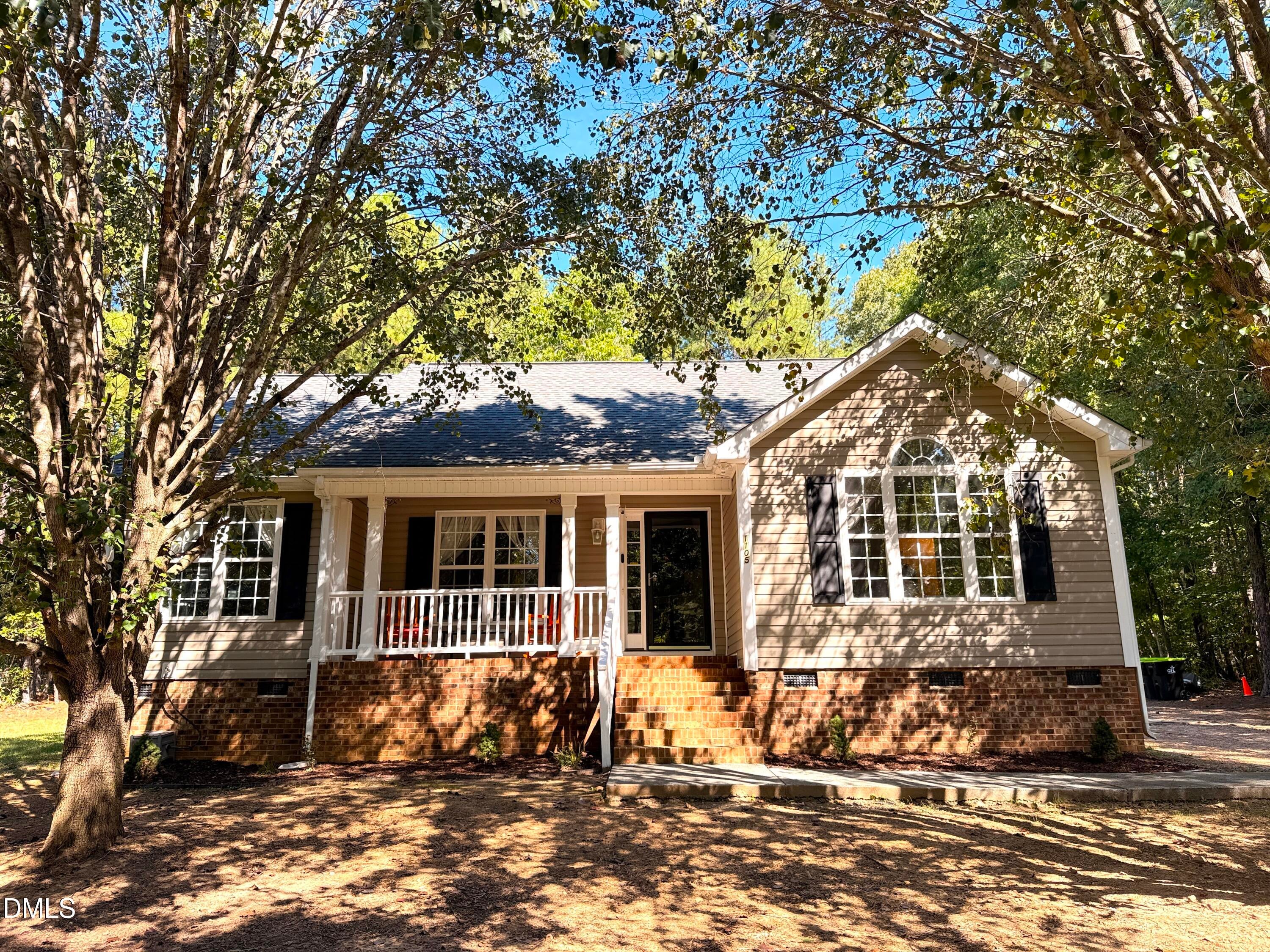 1105 Lake Ridge Drive