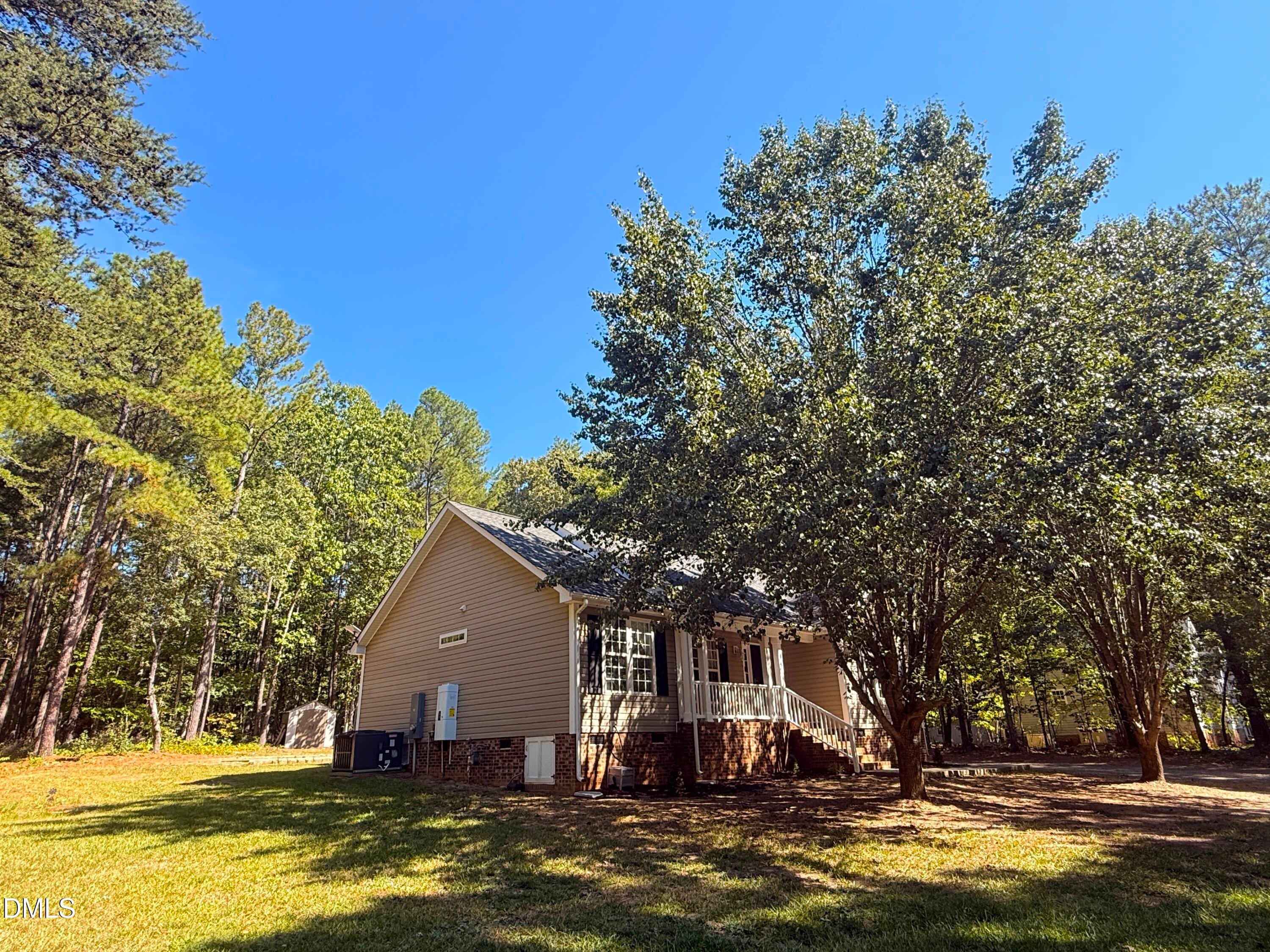 1105 Lake Ridge Drive