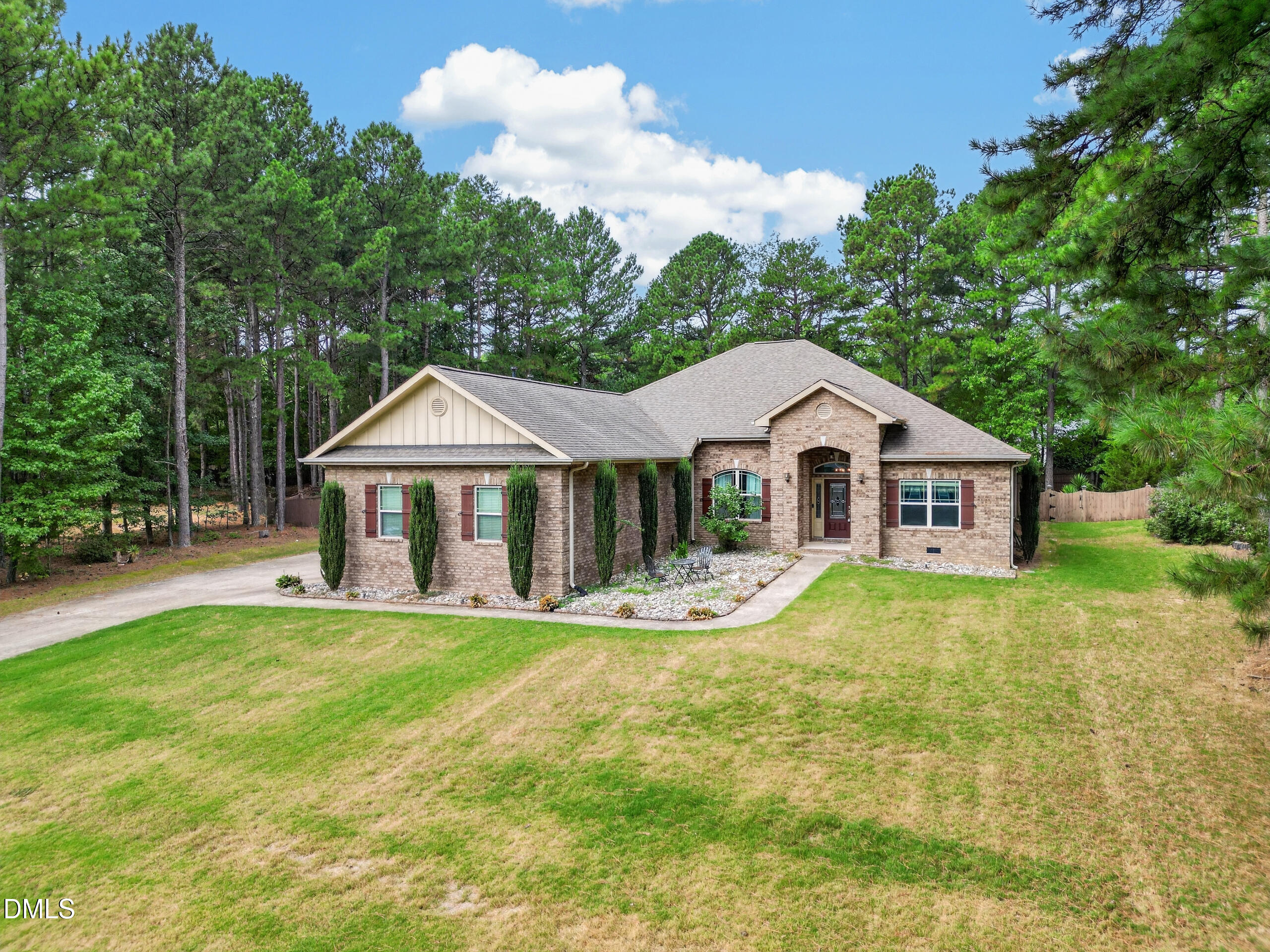 35 River Rock Way