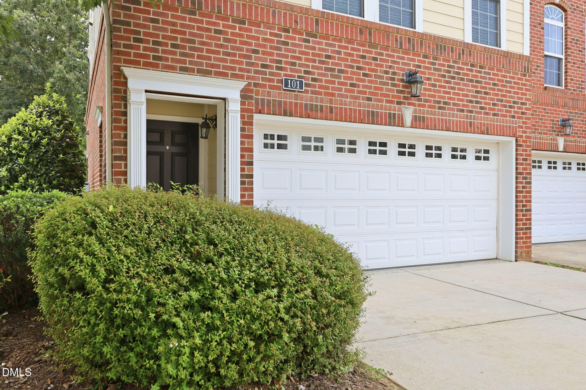 101 Butterbiggins Lane