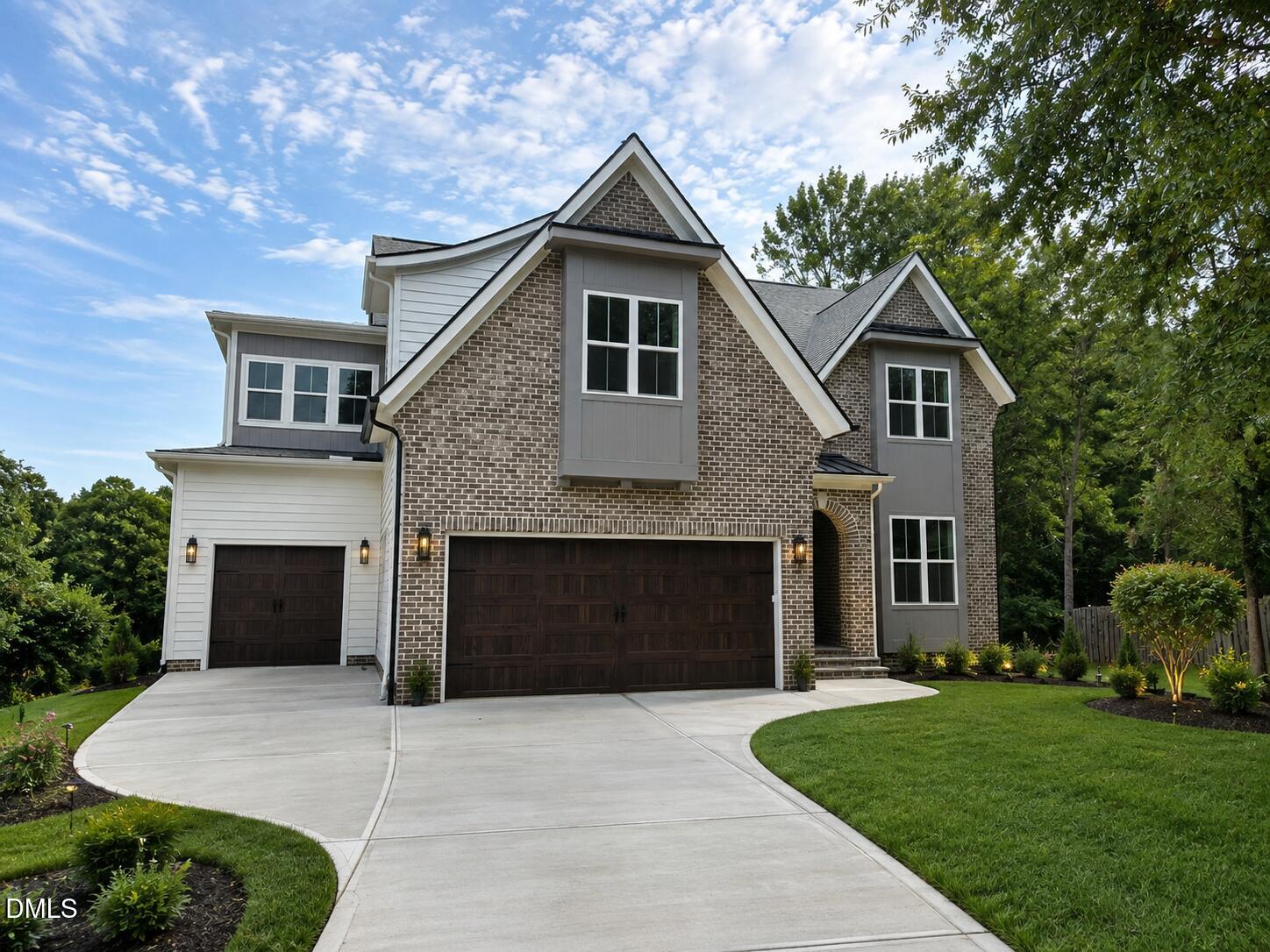 1005 Broyhill Hall Court