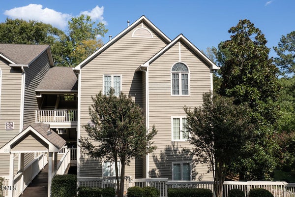 313 GLEN ECHO LN, CARY, NC 27518 - Image f1e41e99e05f168fd5a4d46c297795e2/1513419376