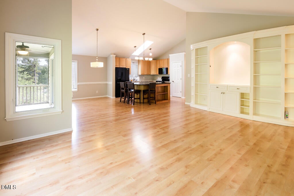 313 Glen Echo N Lane