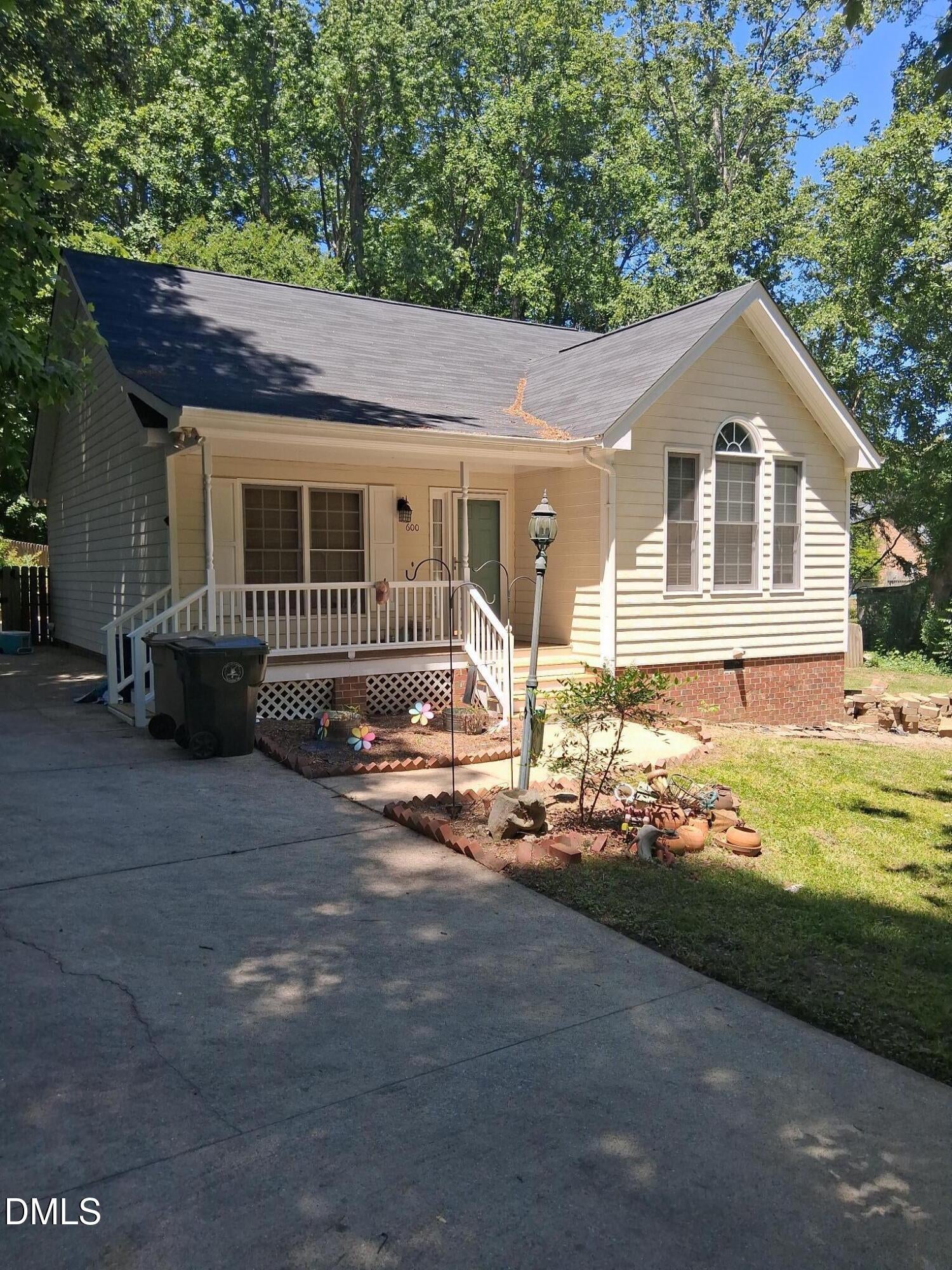 600 Maxwell Drive