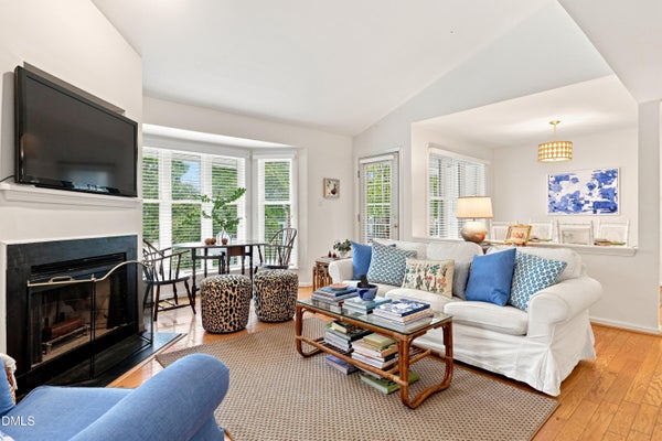 1061 WIREWOOD DR, RALEIGH, NC 27605 - Image f271259304f8aba6db469599f0776e13/1786600727