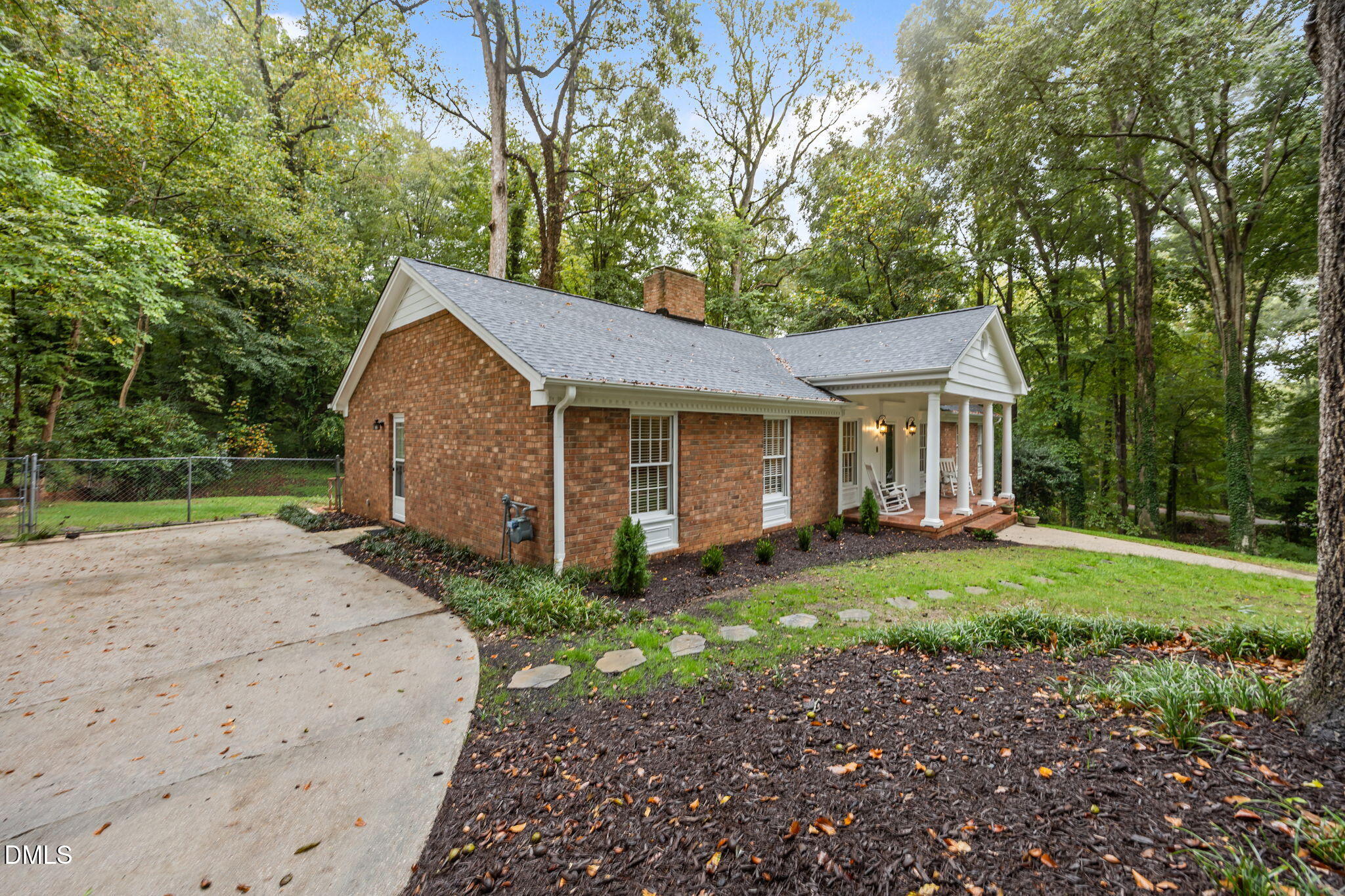 4902 Carteret Drive