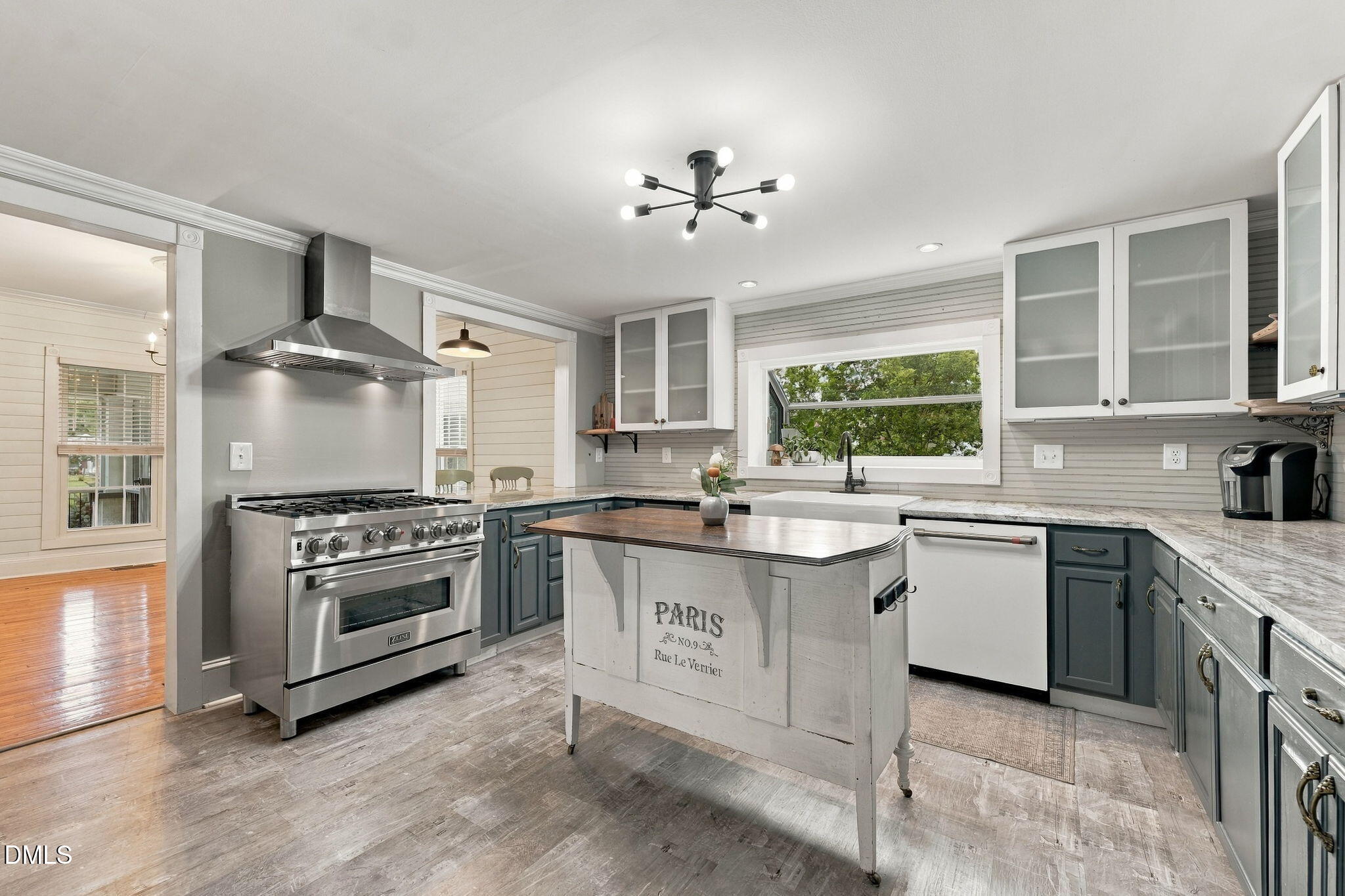 1406 E Main Street