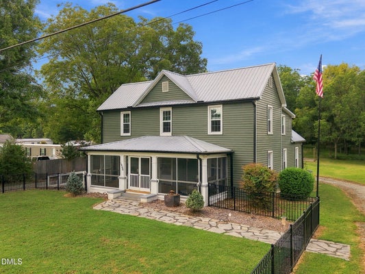 1406 E MAIN ST, GRAHAM, NC 27253 - Image f33d82e1ea20f7a01c1fbee5ea1442ab/641773665