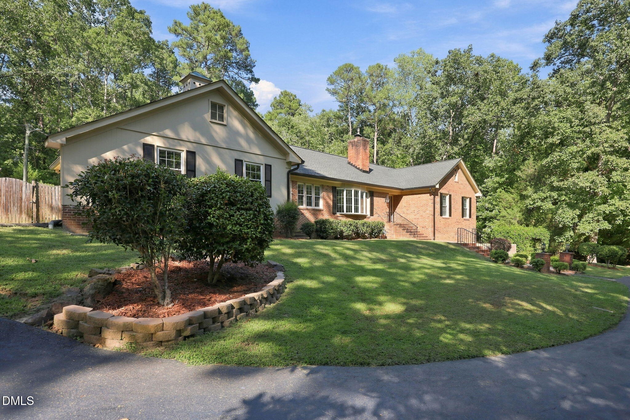 510 Valley Road