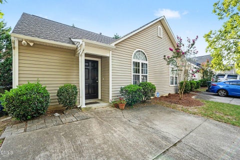 Photo of 2331 Whistling Straits Way, Raleigh, NC 27604 (MLS # 10189111)