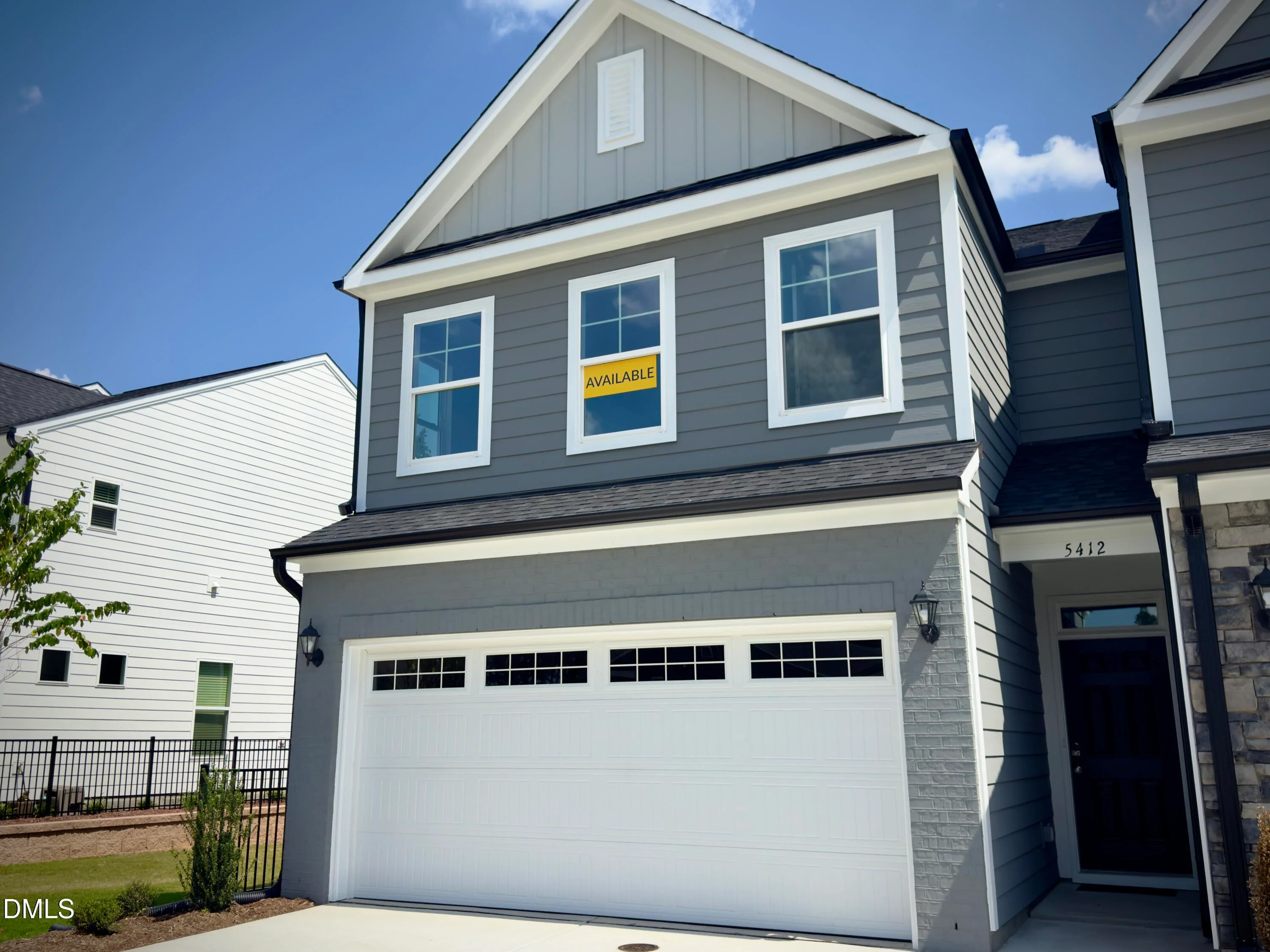5412 Running Fox Lane