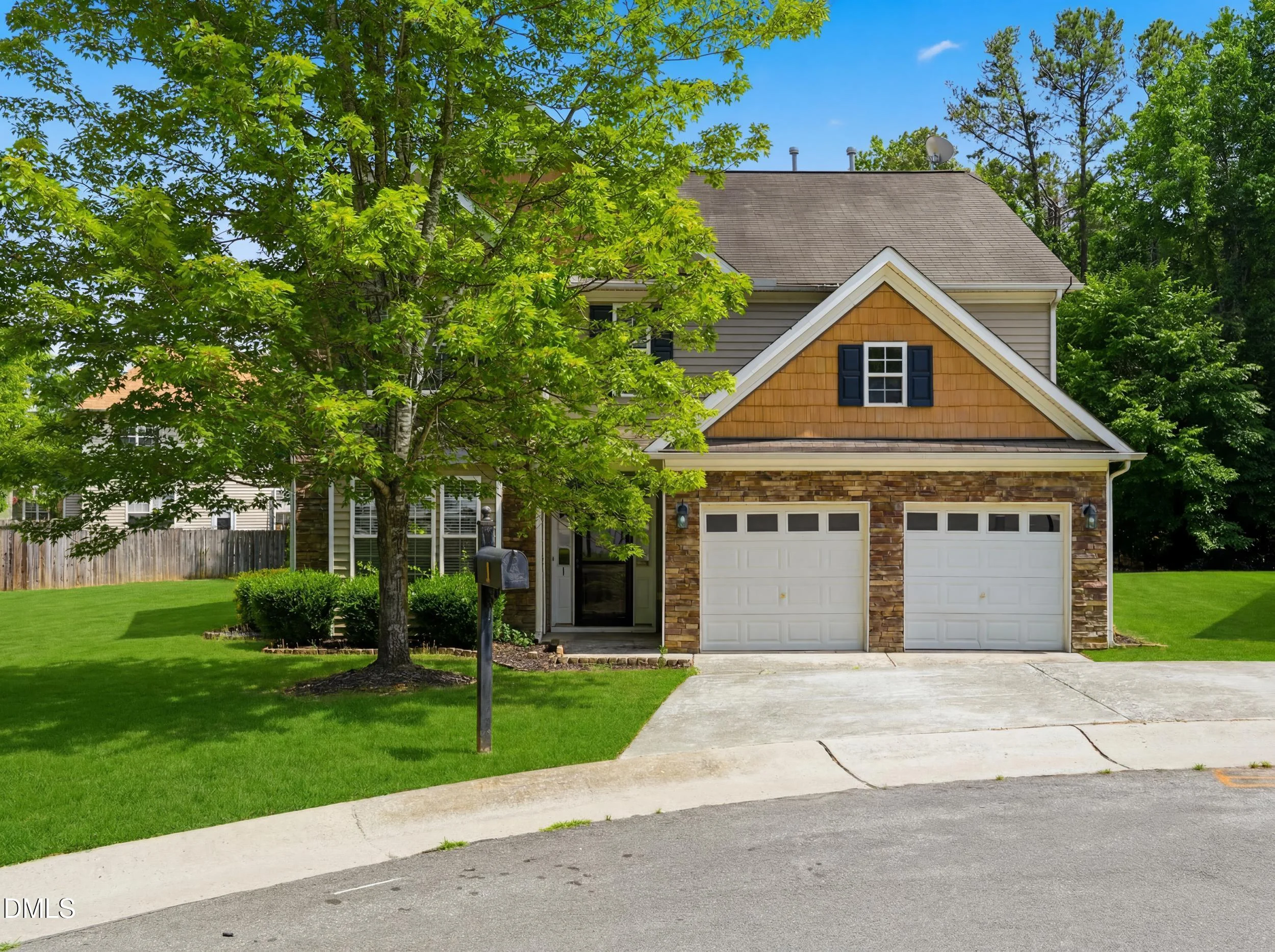1 Dawson Court