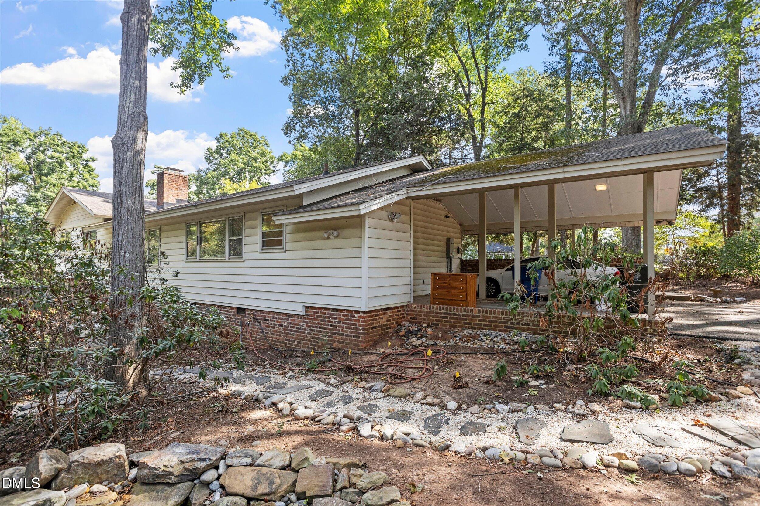 1200 Glen Eden Drive