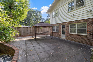 1200 Glen Eden Drive
