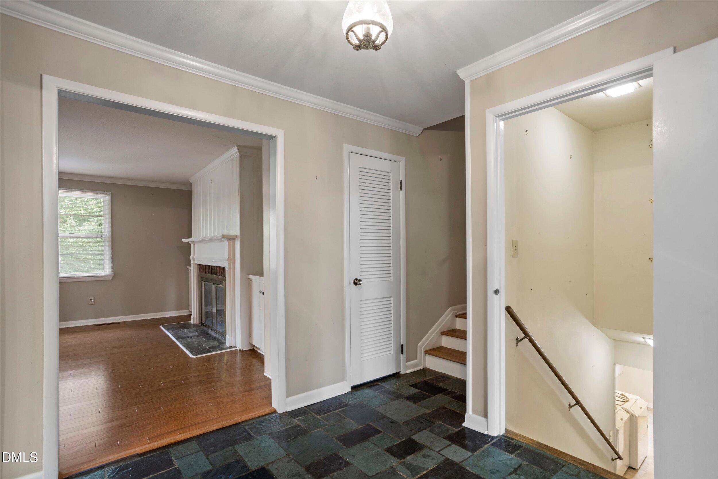 1200 Glen Eden Drive