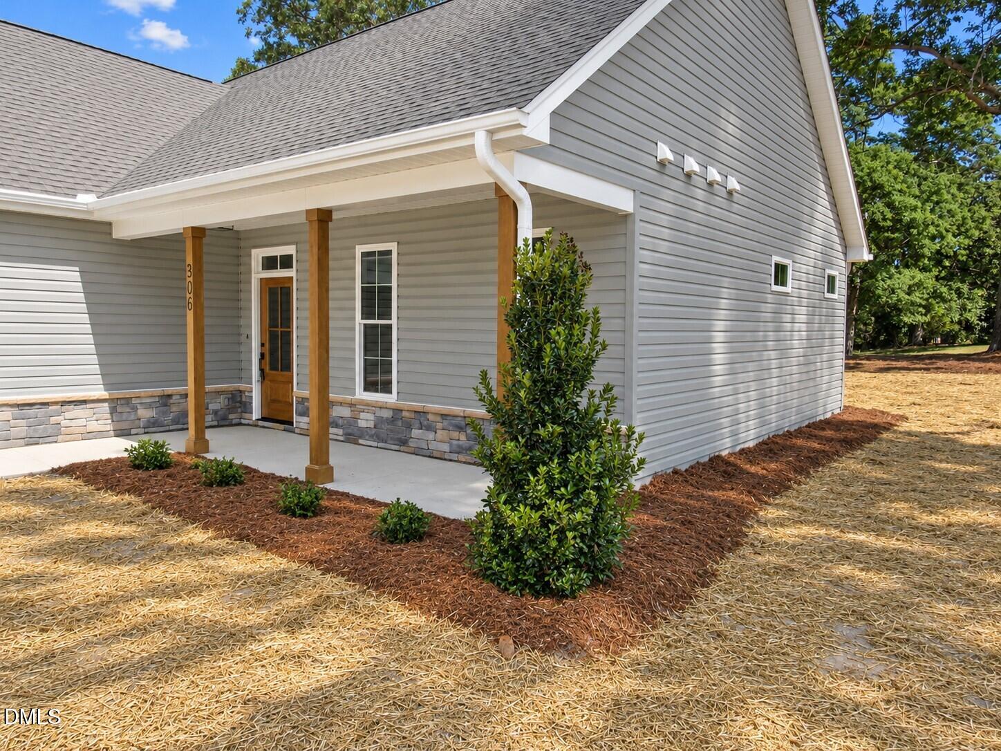 306 S Elm Street
