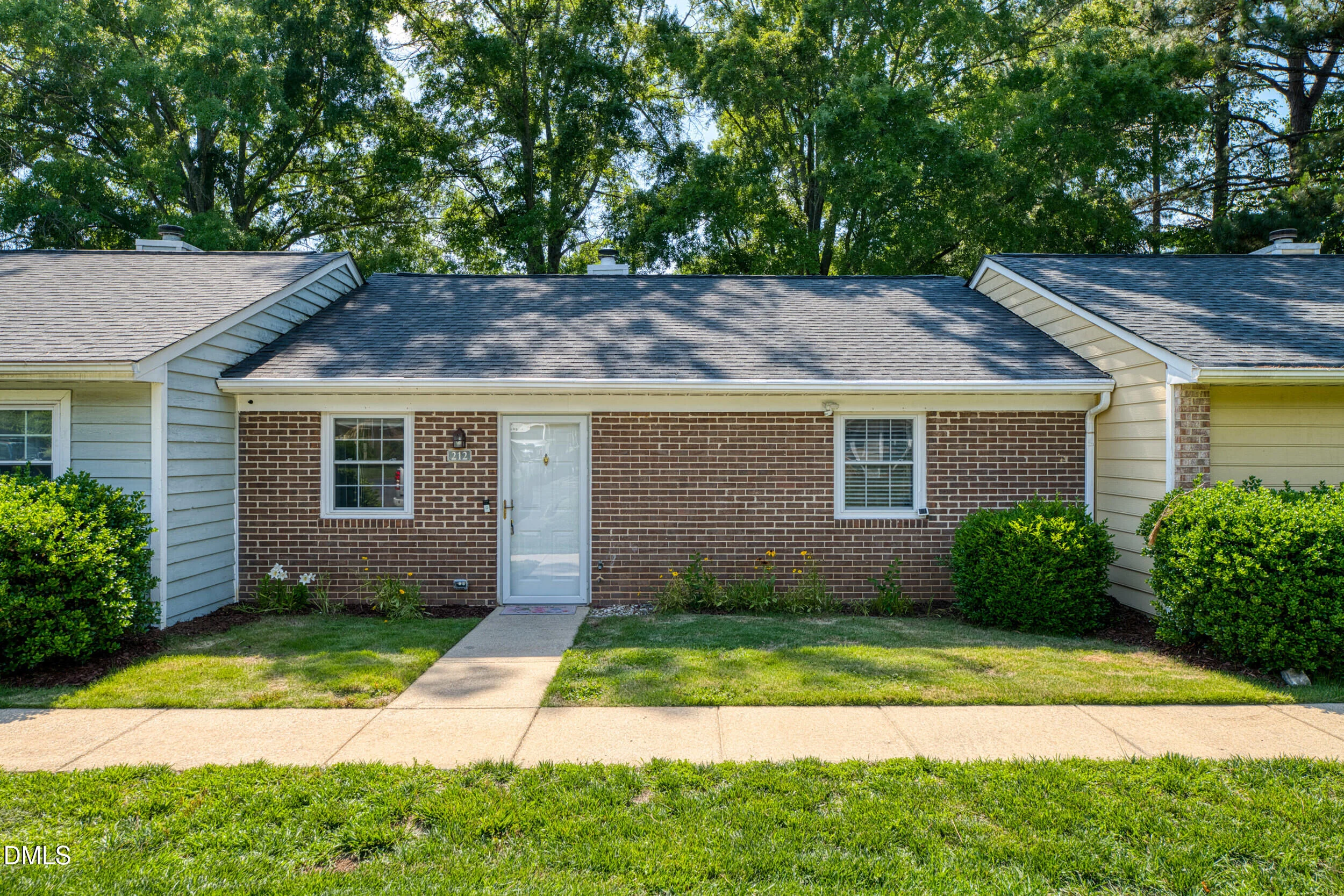 212 Kentucky Drive