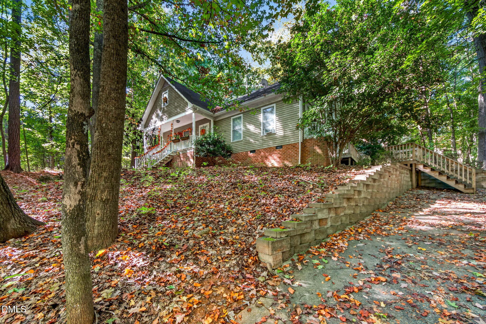 17 Alamo Court