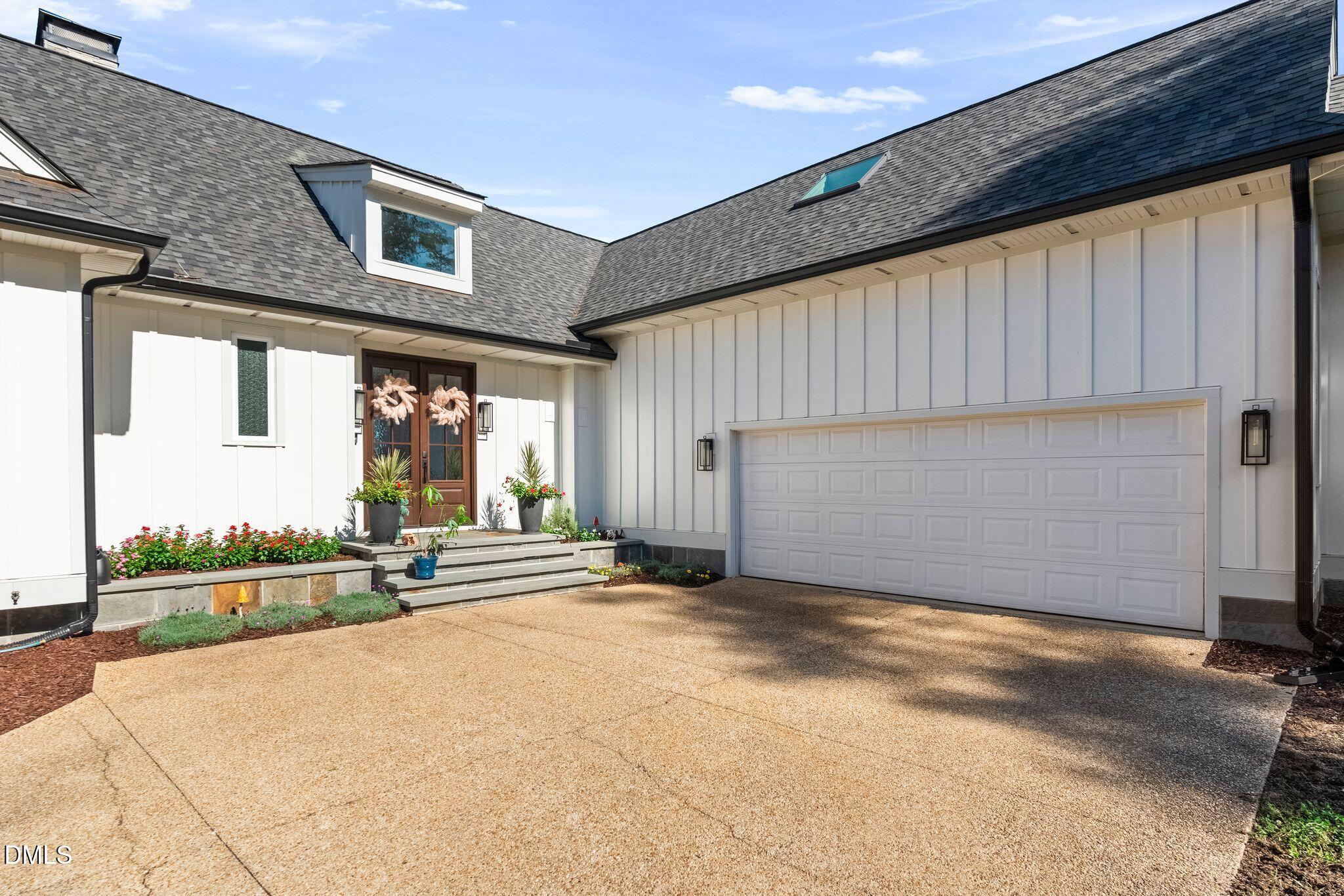 109 Summer Lakes Drive