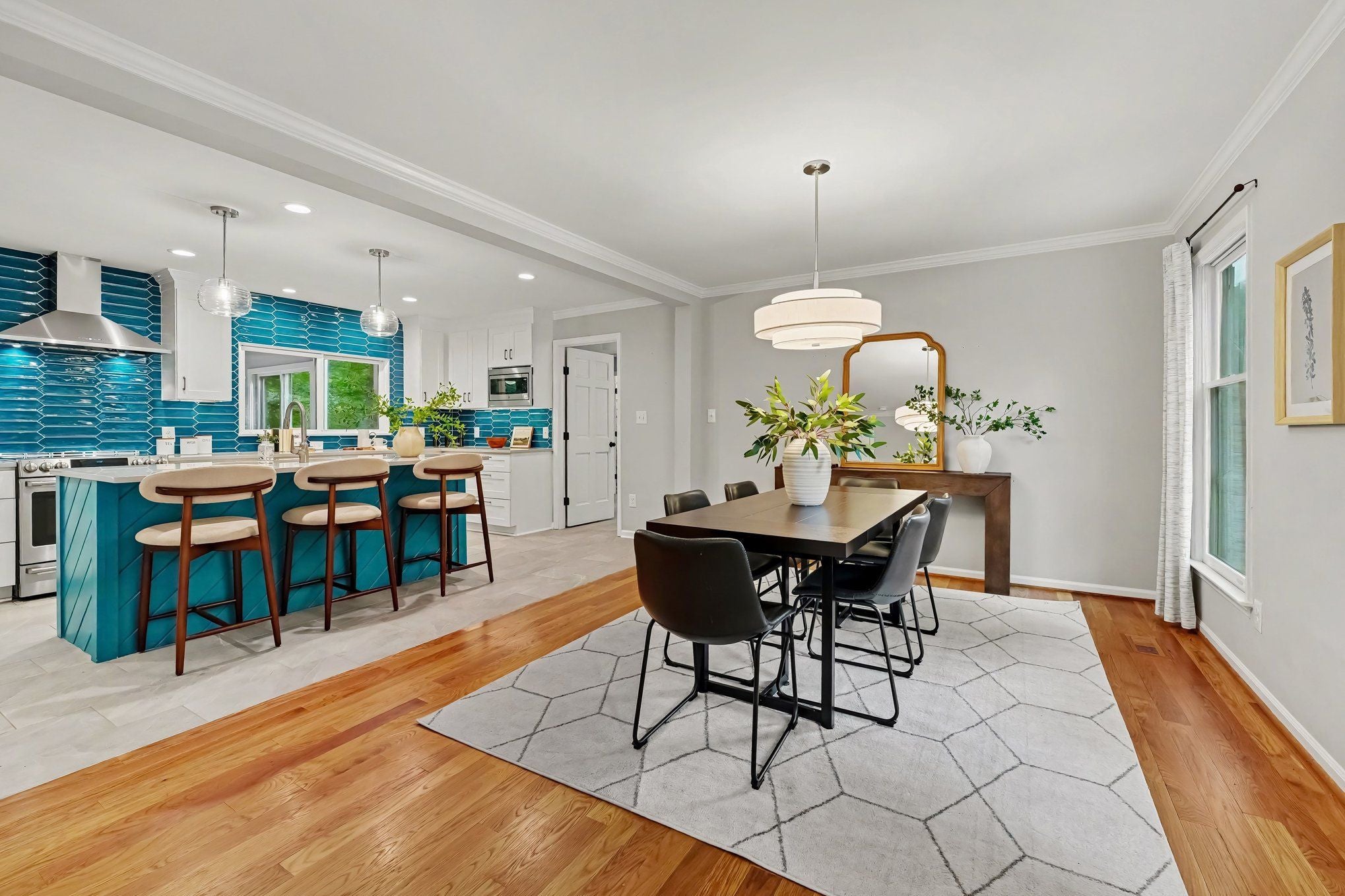 2469 Foxwood Drive