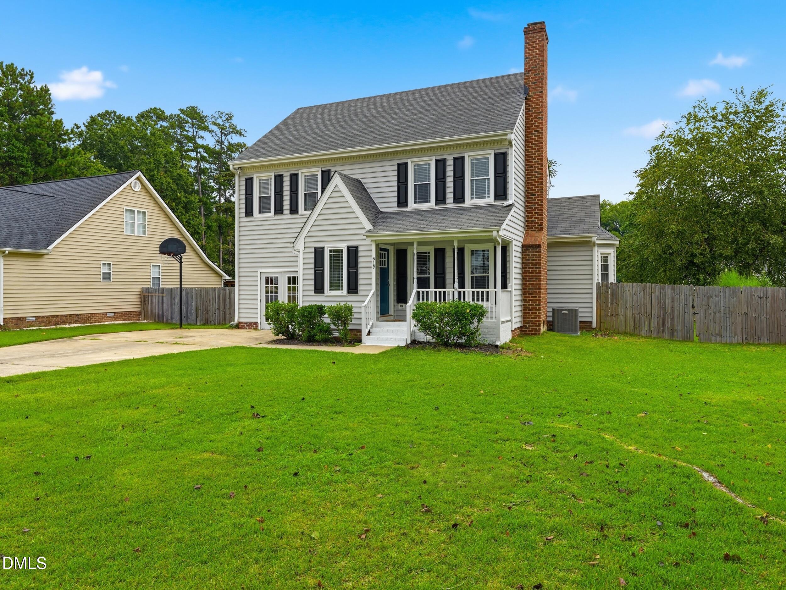 619 Commander Drive